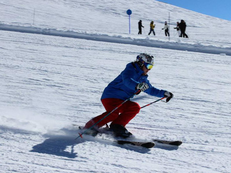 Ski Caption