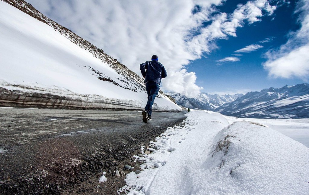 Running_on_Rohtang_La