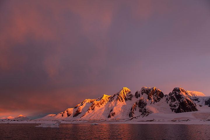 Antarctica-skiing-gallery-003.jpg